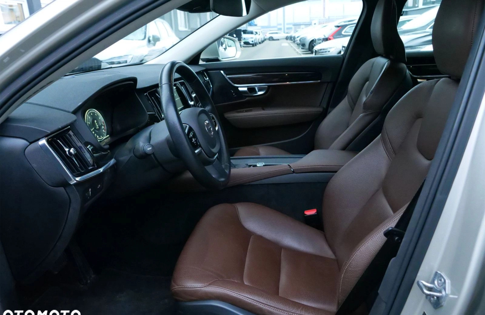 Volvo V90 cena 95900 przebieg: 182660, rok produkcji 2018 z Jasień małe 596